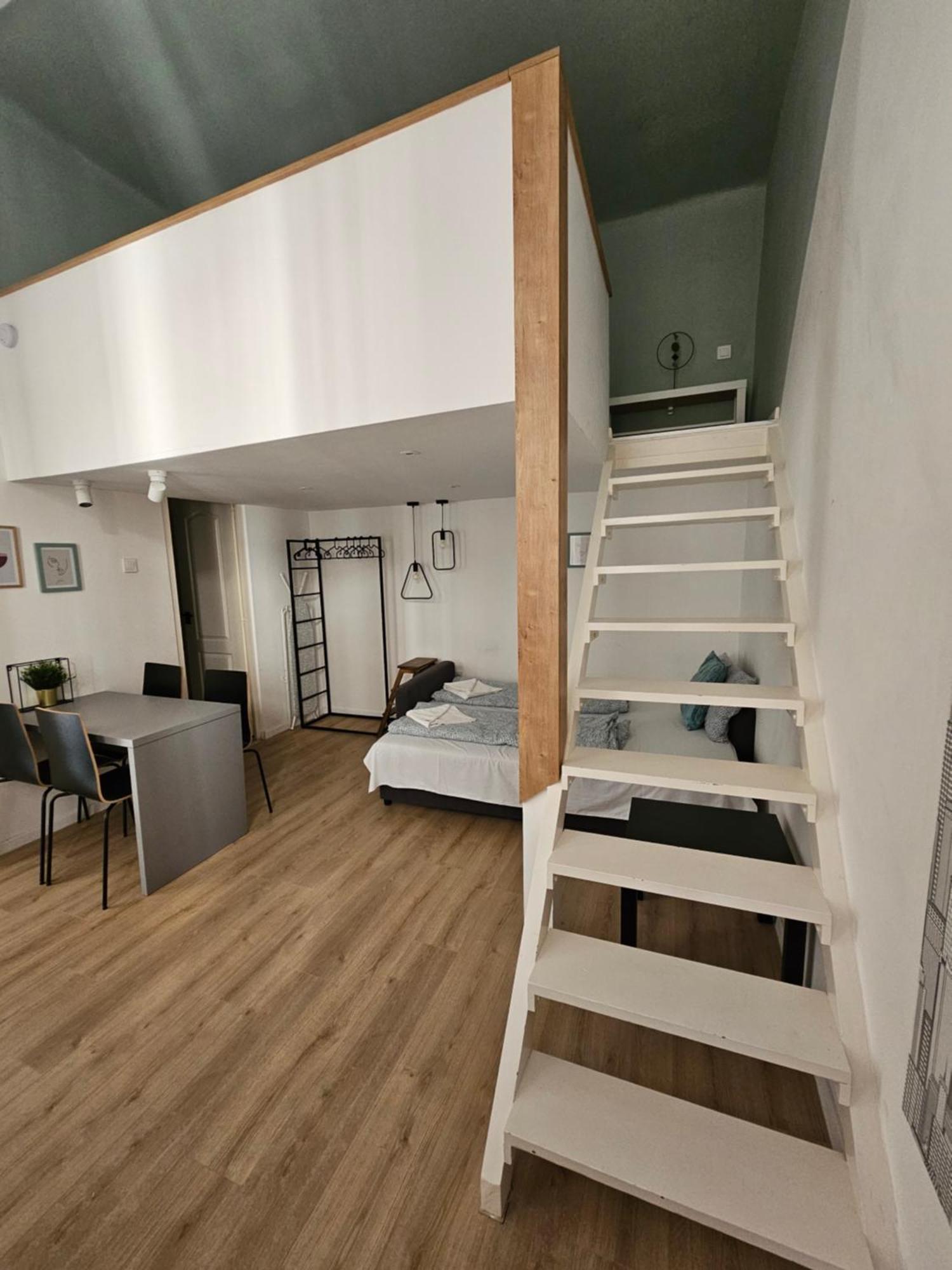 Stylish Suite Westend Budapest Exterior photo